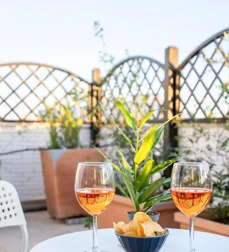 Апартаменты Terrazzo Privato - Policlinico - Centro 45 Бари